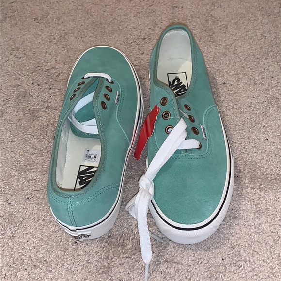 women’s vans authentic platform shoes - Picture 2 of 7